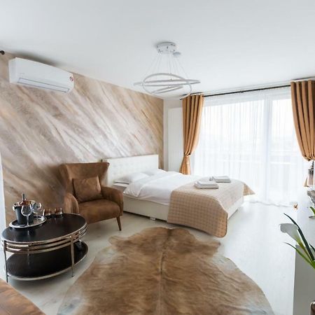 Apartment Alonisos Lux Брашов Екстер'єр фото