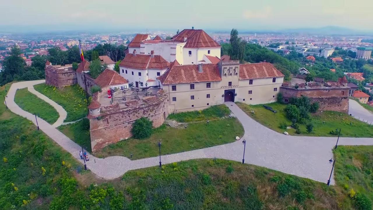 Apartment Alonisos Lux Брашов Екстер'єр фото