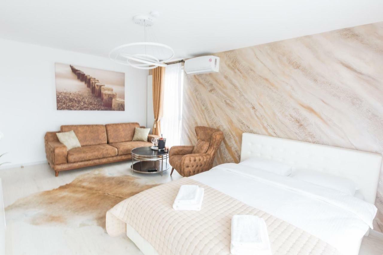Apartment Alonisos Lux Брашов Екстер'єр фото