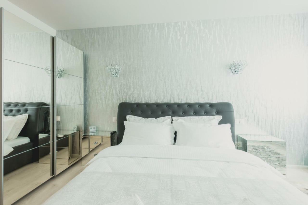 Apartment Alonisos Lux Брашов Екстер'єр фото