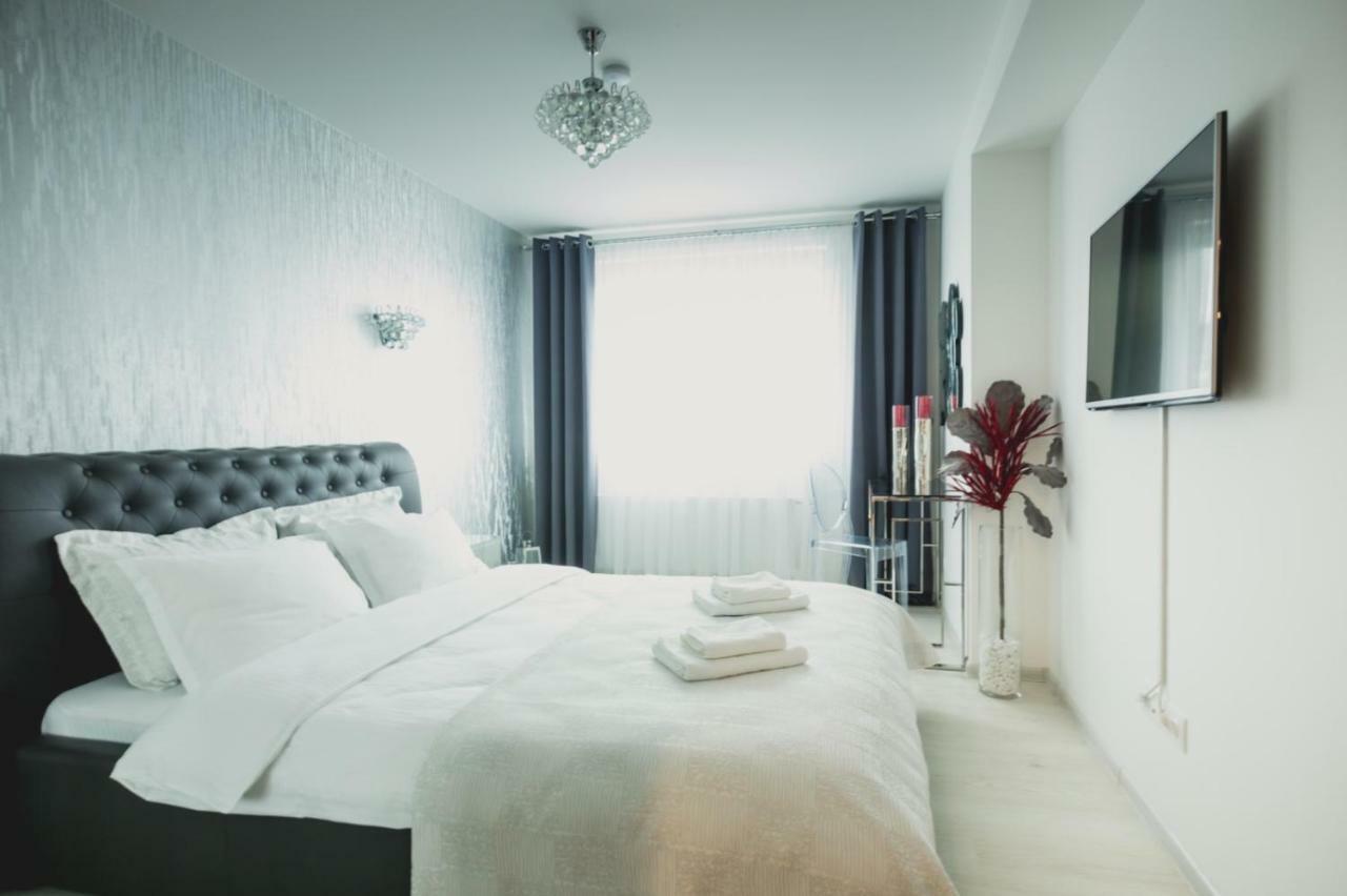 Apartment Alonisos Lux Брашов Екстер'єр фото